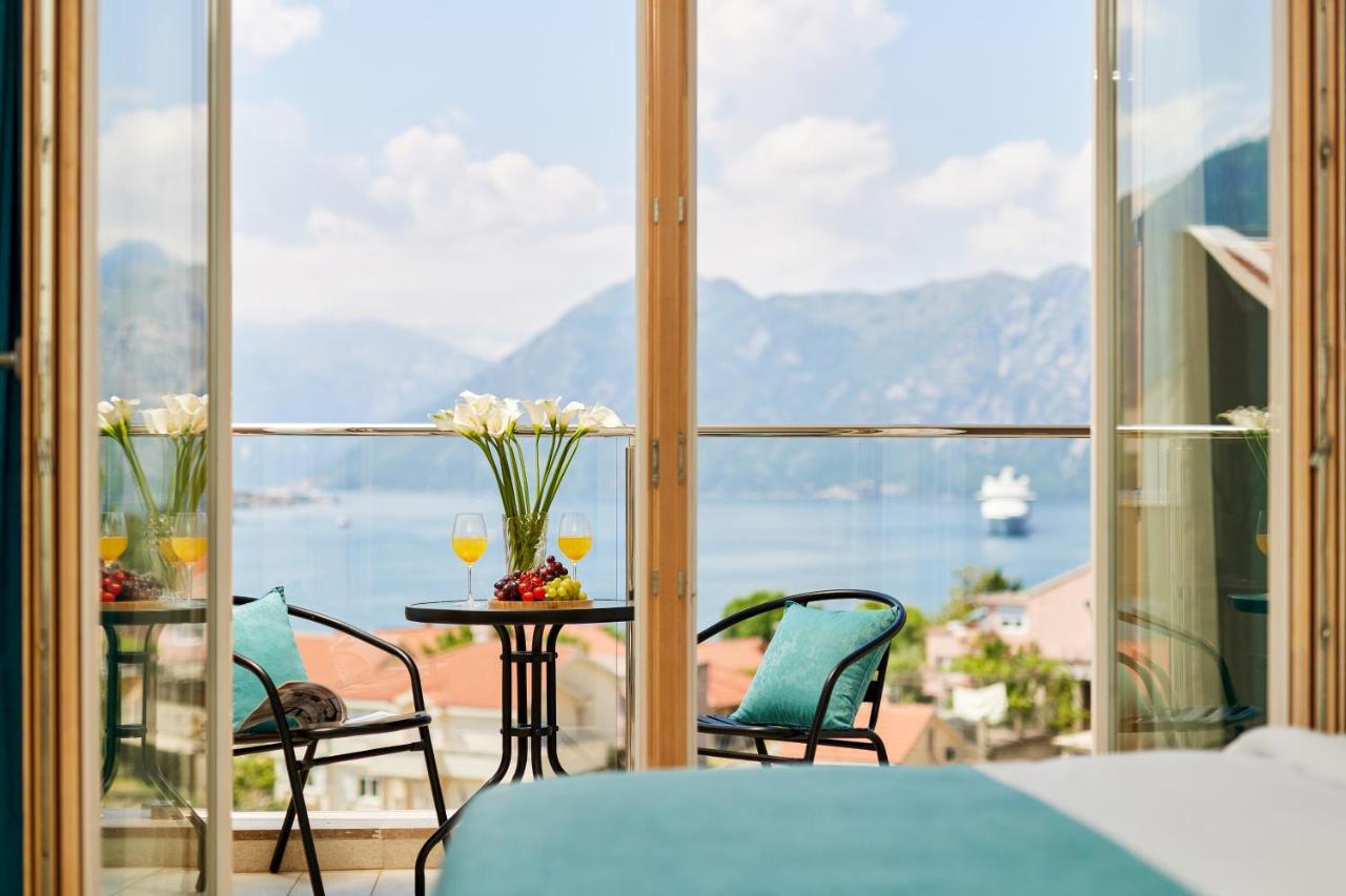 M&M&M Apartments Kotor Bagian luar foto
