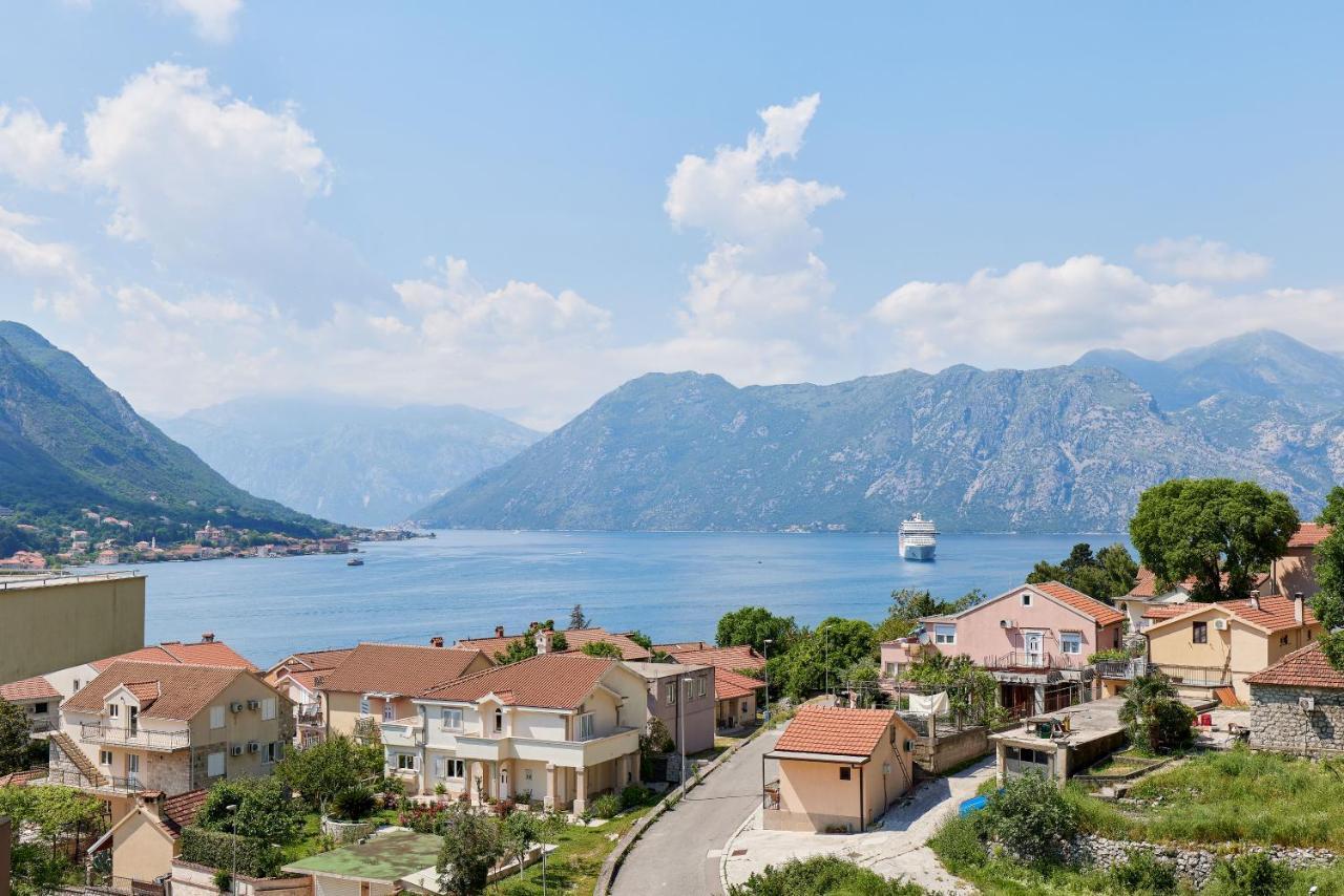 M&M&M Apartments Kotor Bagian luar foto